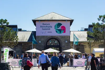 Øksnehallen seen from outside at a fair