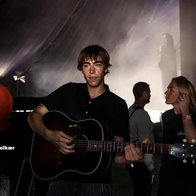 Forsanger for bandet Apacha, inden hans koncert på Roskilde Festival