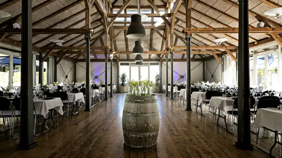 Opdækning i Vestauranten