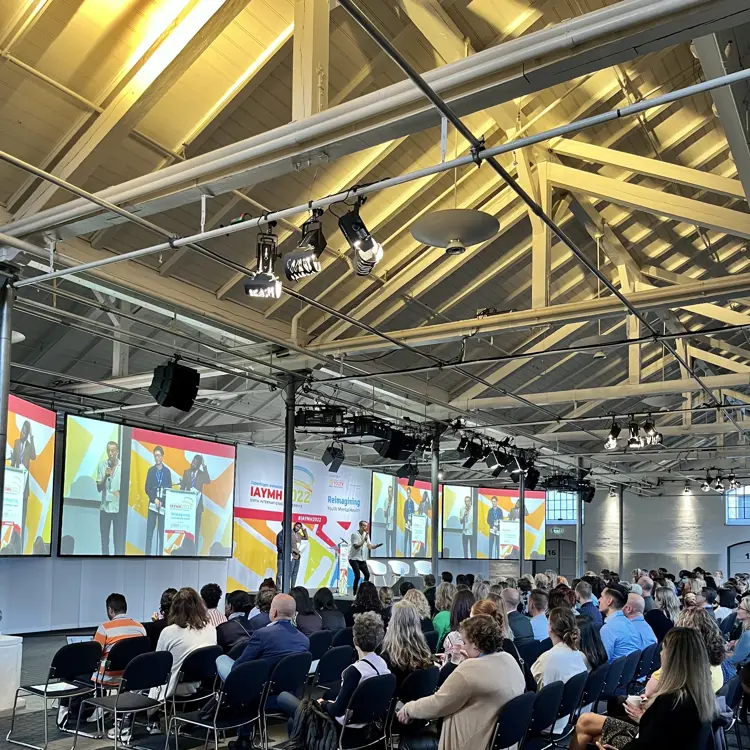 Many people gathered for a large conference in Øksnehallen