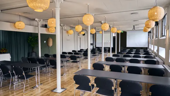 Spisehuset med bordopsætning