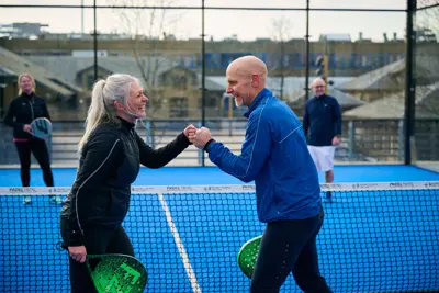 To glade padelspillere der jubler